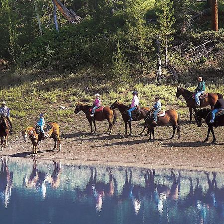 Parade Rest Ranch West Yellowstone Dış mekan fotoğraf