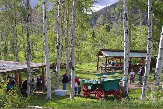 Parade Rest Ranch West Yellowstone Dış mekan fotoğraf