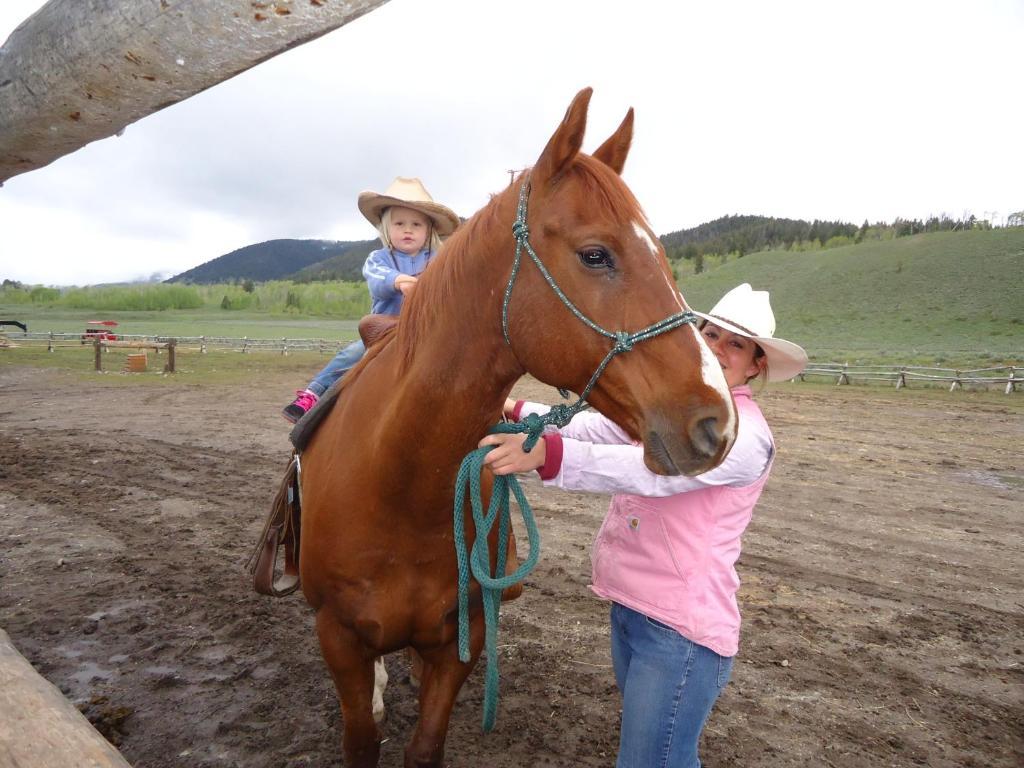 Parade Rest Ranch West Yellowstone Dış mekan fotoğraf